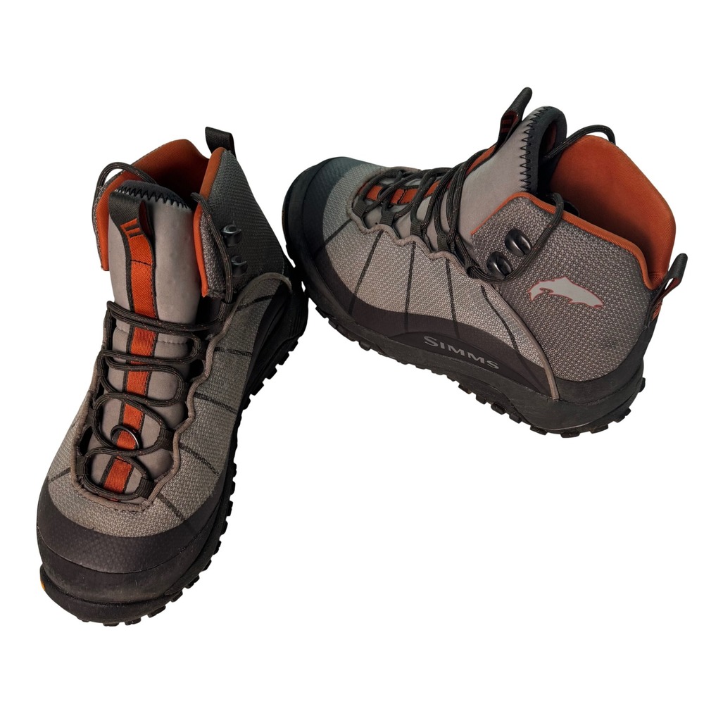 Simms Flyweight Wading Boots Grey Orange Vibram Sole 43674-00 Mens 6 Womens 8